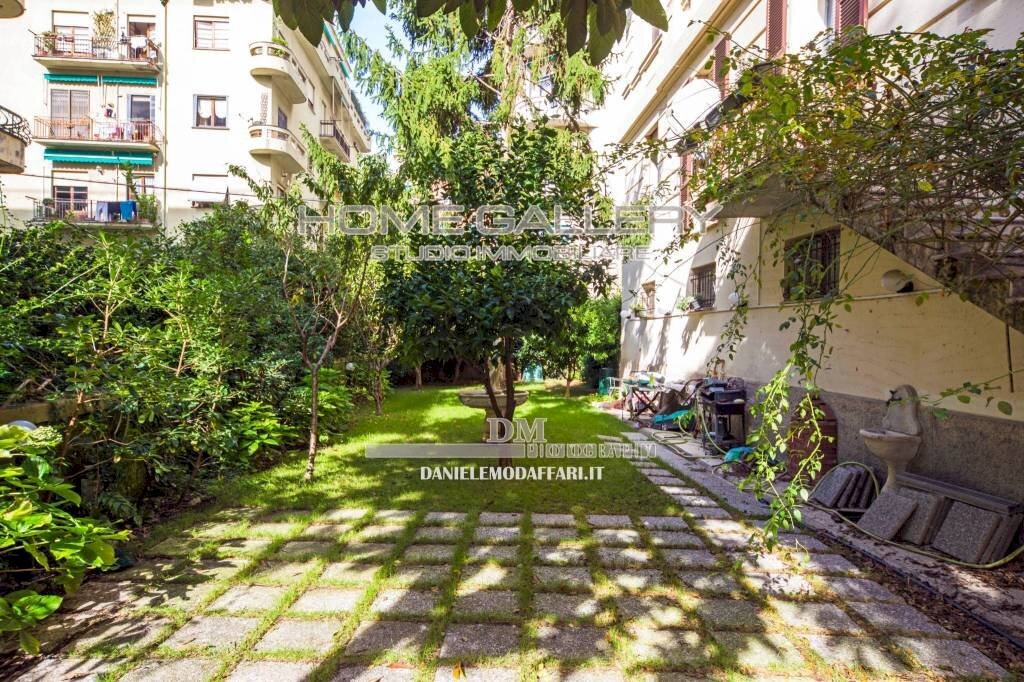 Giardino - Appartamento via Giordano Bruno, Genova (zona Albaro) - foto 1