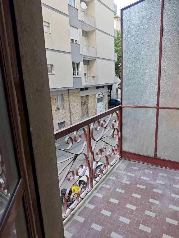 Balcone - Three-room apartment vicolo Mafalda di Savoia, Asti - photo 3