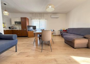 Foto 10 - Villa viale tagliamento
 
72, Castel Volturno - photo 10