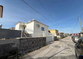 Foto 49 - Villa viale tagliamento
 
72, Castel Volturno - photo 49