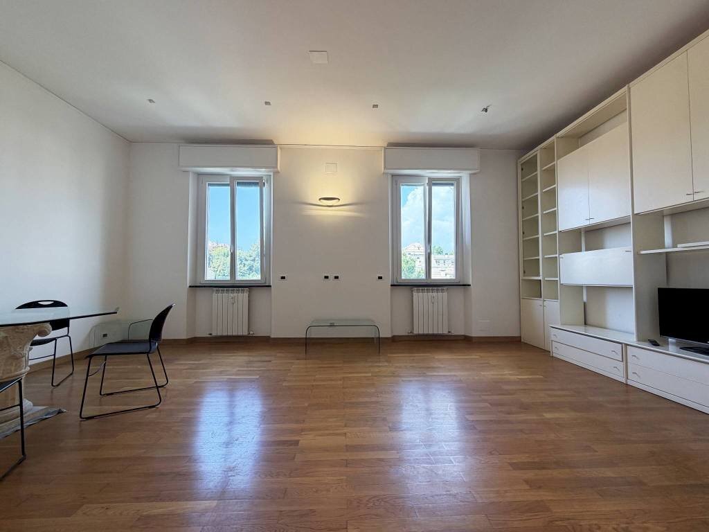 Salone - Three-room apartment via Zara, 23, Genova (neighborhood Albaro) - photo 3