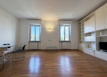 Salone - Three-room apartment via Zara, 23, Genova (neighborhood Albaro) - photo 3