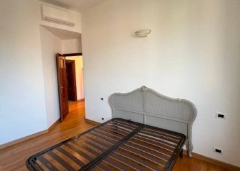 Camera da letto - Three-room apartment via Zara, 23, Genova (neighborhood Albaro) - photo 15