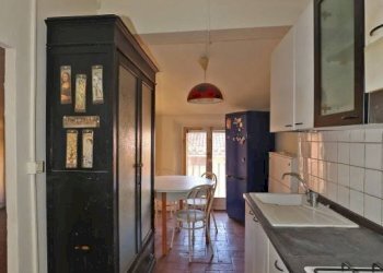 Cucina - Quadrilocale via Castiglione, Bologna (zona Centro Storico) - foto 5