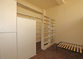 Camera da letto - Quadrilocale via Castiglione, Bologna (zona Centro Storico) - foto 11