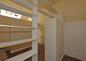 Camera da letto - Quadrilocale via Castiglione, Bologna (zona Centro Storico) - foto 13