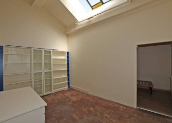 Camera da letto - Quadrilocale via Castiglione, Bologna (zona Centro Storico) - foto 14