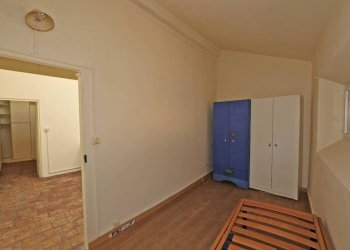 Camera da letto - Quadrilocale via Castiglione, Bologna (zona Centro Storico) - foto 17