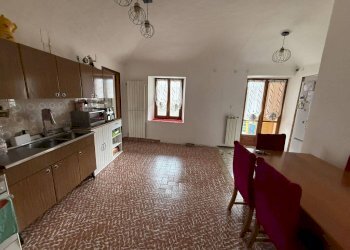 Cucina - Casa indipendente Levone - foto 21