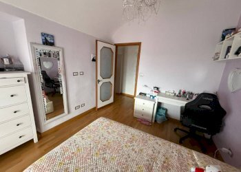 Camera da letto - Casa indipendente Levone - foto 32