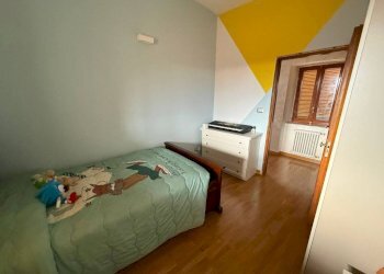 Camera da letto - Casa indipendente Levone - foto 36