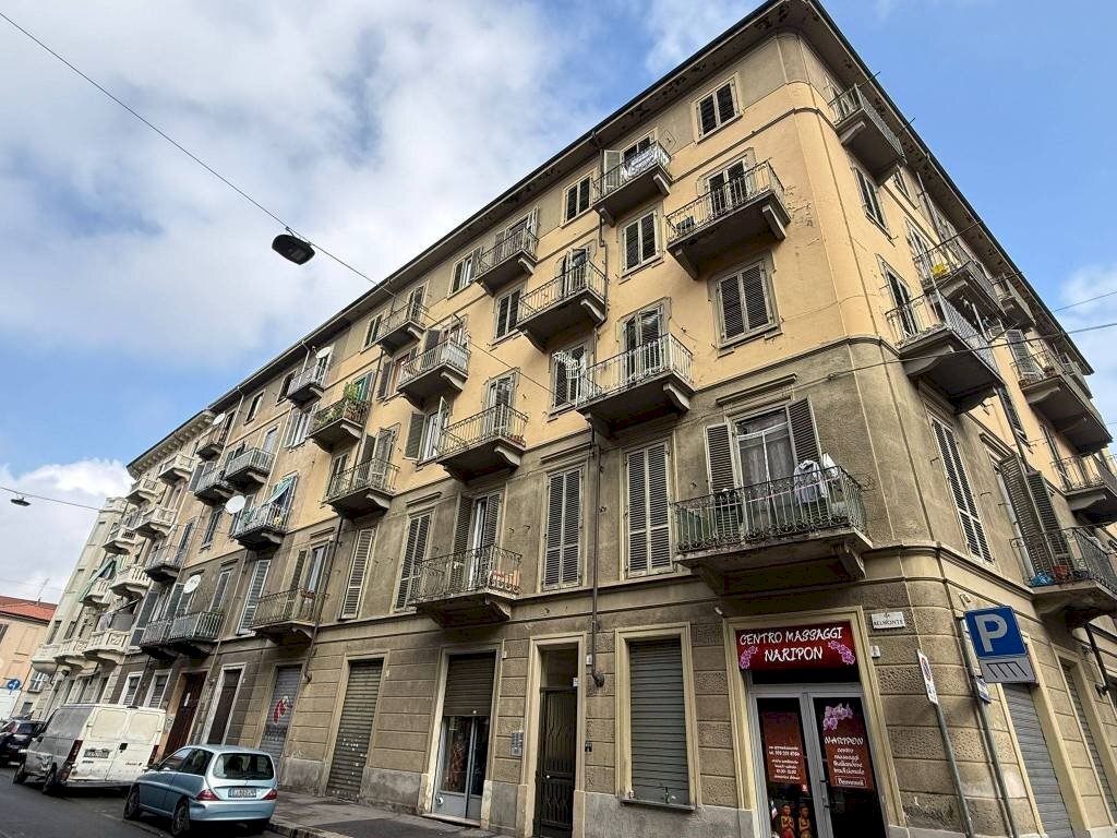 Facciata - Three-room apartment via Belmonte, 8, Torino (neighborhood Barriera Milano) - photo 1