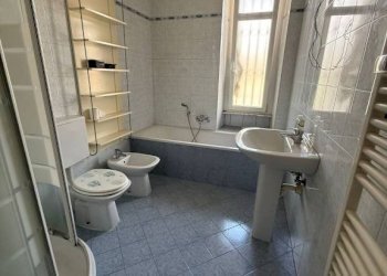 Bagno - Trilocale via Belmonte, 8, Torino (zona Barriera Milano) - foto 18