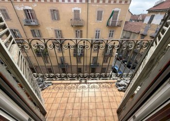 Balcone - Trilocale via Belmonte, 8, Torino (zona Barriera Milano) - foto 20