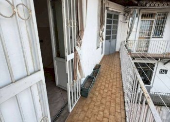 Balcone - Trilocale via Belmonte, 8, Torino (zona Barriera Milano) - foto 23