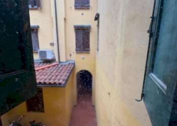 Vista - One-room apartment via Luigi Zamboni, 84, Bologna (neighborhood Irnerio) - photo 16