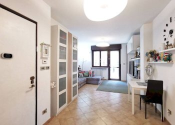Ingresso - Trilocale via Timoteo Riboli, 12, Torino (zona Mirafiori Sud) - foto 4