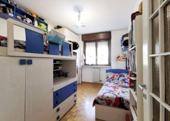 Camera da letto - Trilocale via Timoteo Riboli, 12, Torino (zona Mirafiori Sud) - foto 33