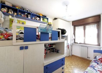 Camera da letto - Trilocale via Timoteo Riboli, 12, Torino (zona Mirafiori Sud) - foto 36