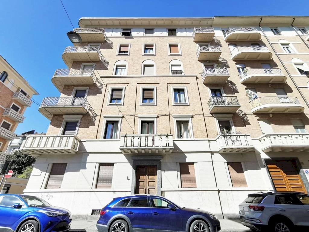 Facciata - Quadrilocale via Felice Cordero di Pamparato, 19, Torino (zona Campidoglio) - foto 1