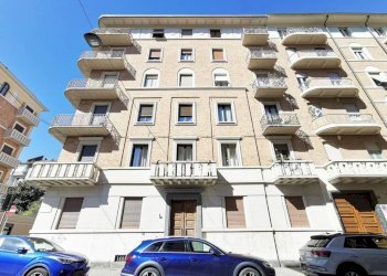 Facciata - Quadrilocale via Felice Cordero di Pamparato, 19, Torino (zona Campidoglio) - foto 1