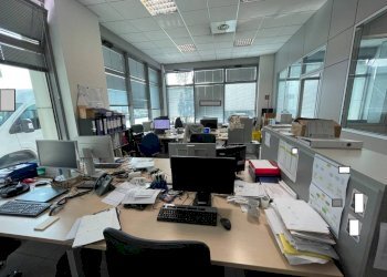 Ufficio - Office strada del Drosso, 33, Torino (neighborhood Mirafiori Sud) - photo 4