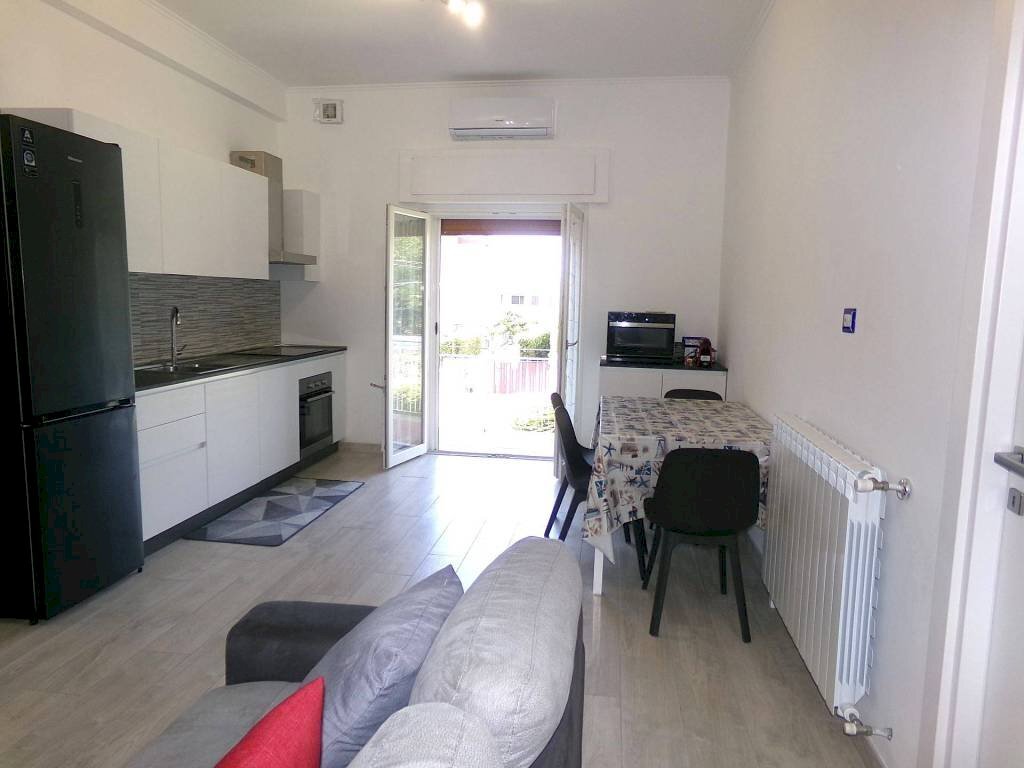 Cucina - Trilocale viale Acqua Marina, Anzio - foto 3