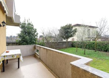 Terrazzo - Trilocale via Edmondo De Amicis, 23, Giussano - foto 10