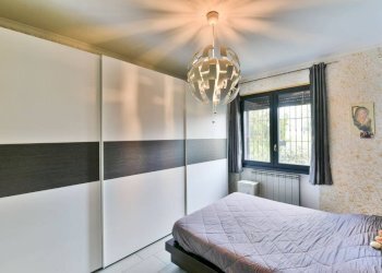 Camera da letto - Trilocale via Edmondo De Amicis, 23, Giussano - foto 16