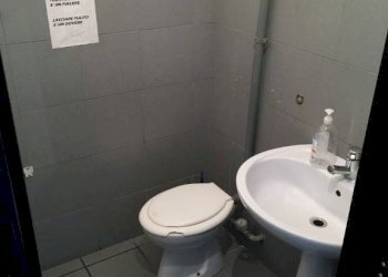 Bagno - Negozio via Giuseppe Capaldi, 35, Bari - foto 8