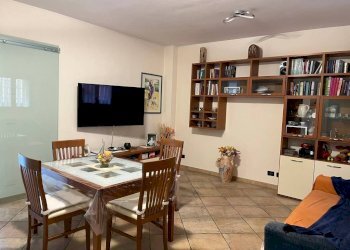Soggiorno - Quadrilocale via Punta, Bologna (zona Borgo Panigale) - foto 2