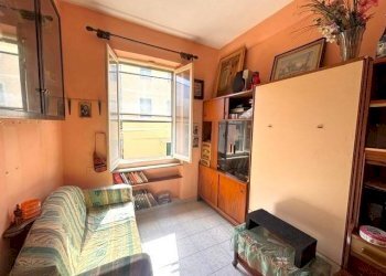 Salone - Bilocale via Antonio Burlando, 27, Genova (zona Staglieno) - foto 3