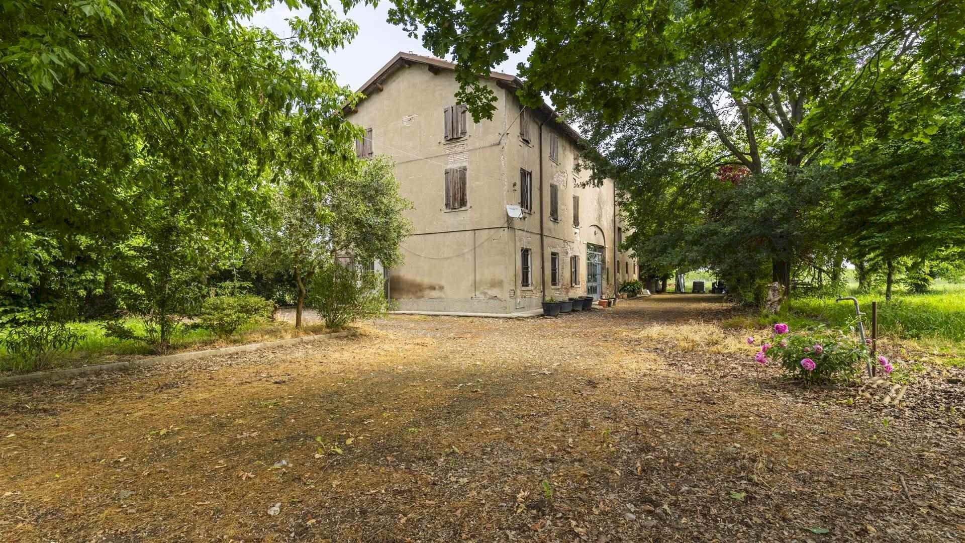 Independent house Modena - photo 1