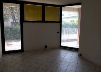 Office Via Achille Grandi 21, Modena (neighborhood Crocetta) - photo 4