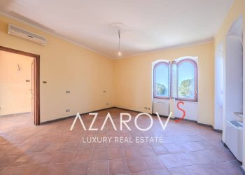 Camera da letto - Villa strada Freddano, 21, Viterbo - photo 13