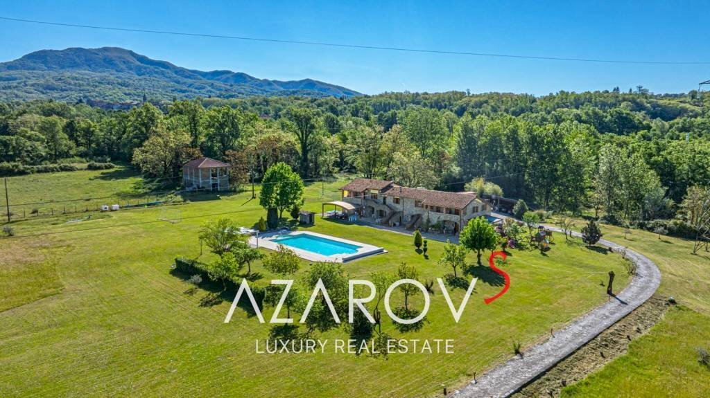 Piscina - Villa via Aldo Moro, 23, Villafranca in Lunigiana - foto 1