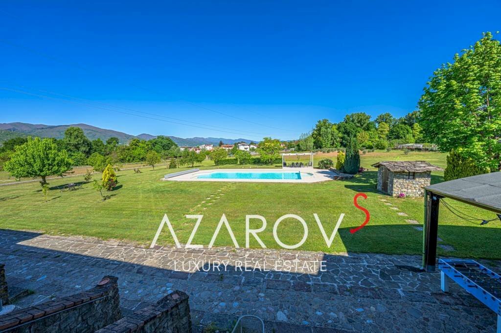 Piscina - Villa via Aldo Moro, 23, Villafranca in Lunigiana - foto 3