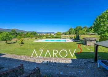 Piscina - Villa via Aldo Moro, 23, Villafranca in Lunigiana - foto 3