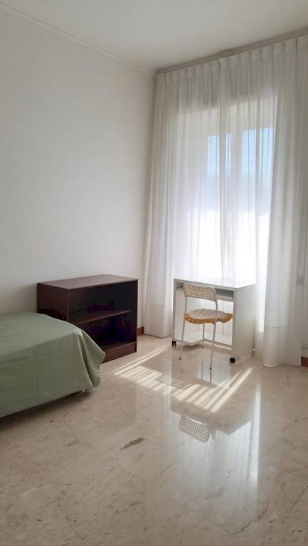 Camera da letto - Terreno non edificabile via Torquato Tasso, 32, Roma - foto 2