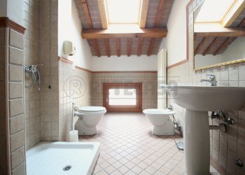 bagno.jpg - Office Via Venezia 6, Montebello Vicentino - photo 7