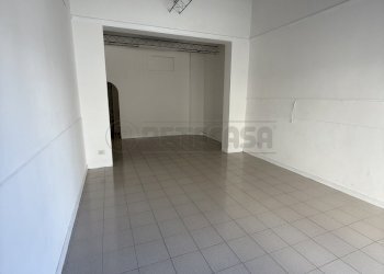 IMG_3948.jpg - Commercial Premises Via Generale Cantore 6, Nardò - photo 1