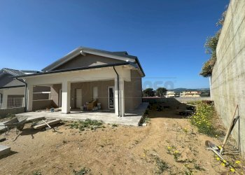 59ae0257-cbb1-40d5-9873-b5a424eb830a.jpg - Villa Viale Europa, Catanzaro - foto 4