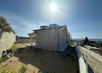 f0fe606c-63ae-4336-aaec-8a68059d4e74.jpg - Villa Viale Europa, Catanzaro - foto 12