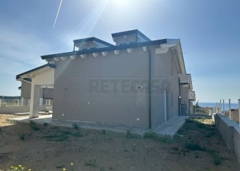 fa3b958b-7fc1-4a80-9f58-11b9f779ec67.jpg - Villa Viale Europa, Catanzaro - foto 13