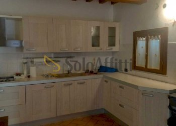 8b3fe3d2-5c81-4ca5-b88b-b2e7649056a6.jpg - Four-room apartment Campi Bisenzio - photo 4