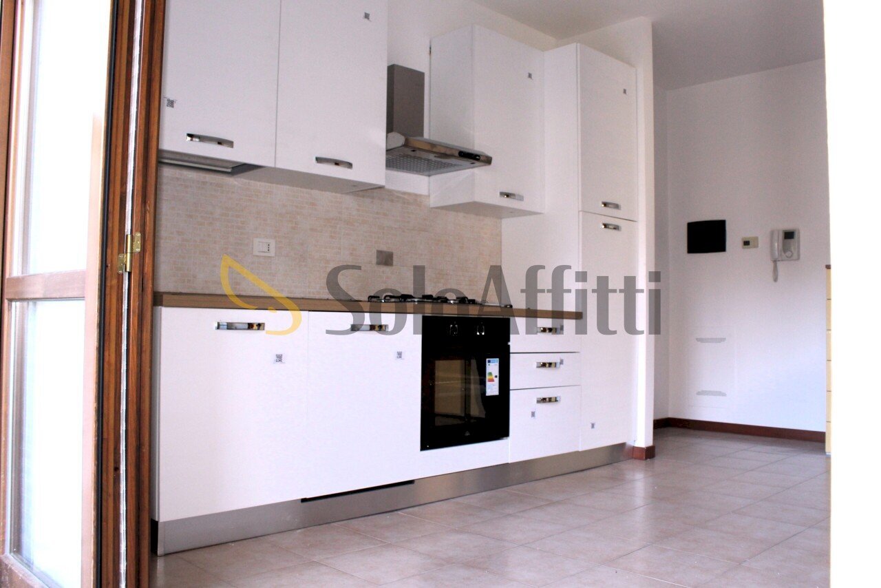 Cucina.jpg - Two-room apartment Via Divisione Sforzesca, San Vittore Olona - photo 3