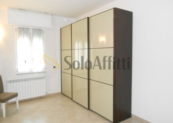 CAMERA - Three-room apartment Via Gramsci 2, San Martino Siccomario - photo 4