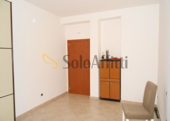 CAMERA - Three-room apartment Via Gramsci 2, San Martino Siccomario - photo 7
