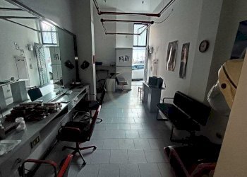 Interno 14.jpg - Male - Female Hairdressers Via Circumvallaz 250, Paternò - photo 1
