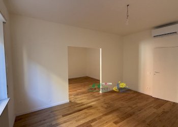 tempImageSfMgeh.jpg - Apartment Strada Giuseppe Garibaldi 22B, Parma - photo 3